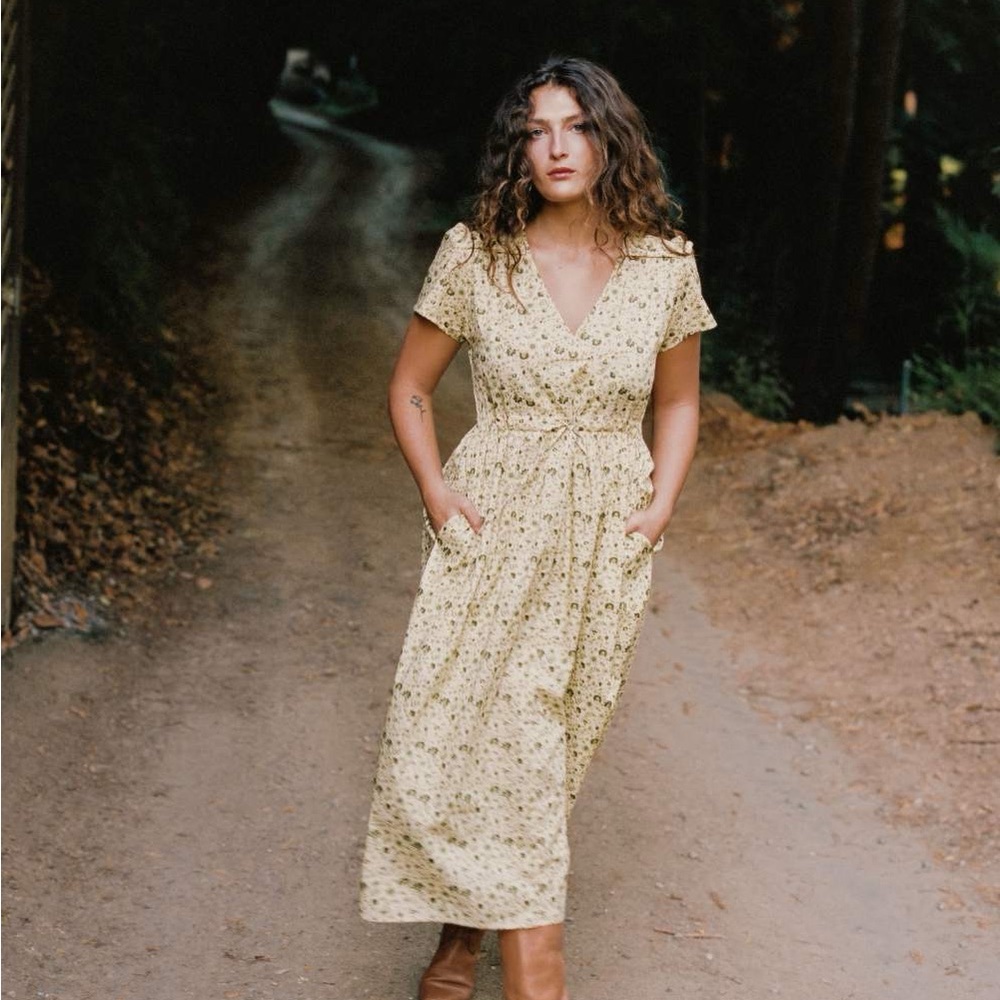 Christy Dawn The Simple Dawn Dress in Nettle Ditsy Field, XS